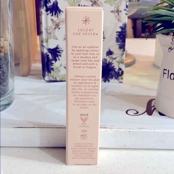 ⚡️SALE 👁Evalina Beauty Shimmer Eyeshadow duo.👁 - Picture 2 of 3